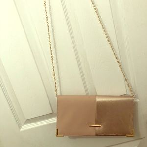 🚨🚨Rose Gold Shoulder Bag🚨🚨